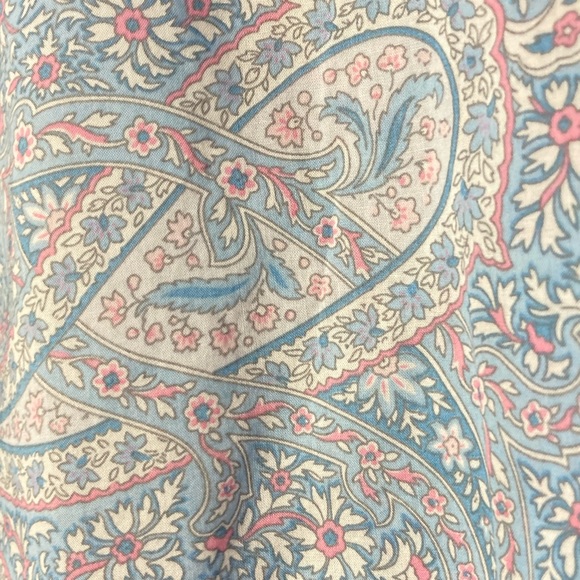SOLD🩵Lauren Ralph Lauren L
Cotton Pajama Pant Set
Paisley Print Blue & Pink - Picture 12 of 14